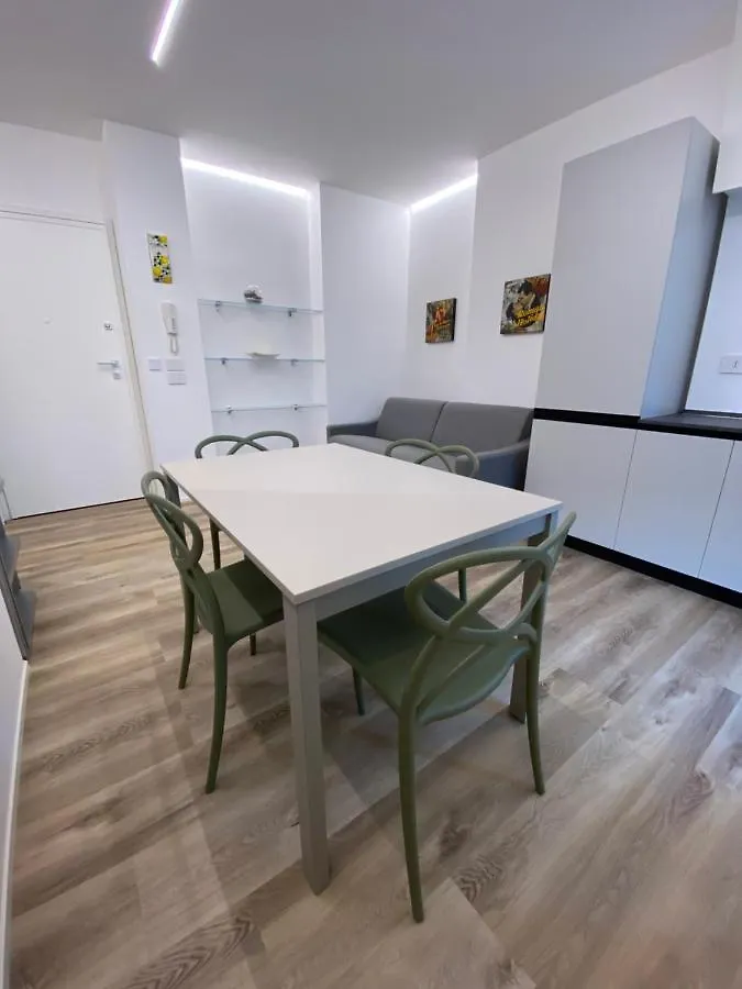 Welcome Traveller Borsati'S Apartments Garda